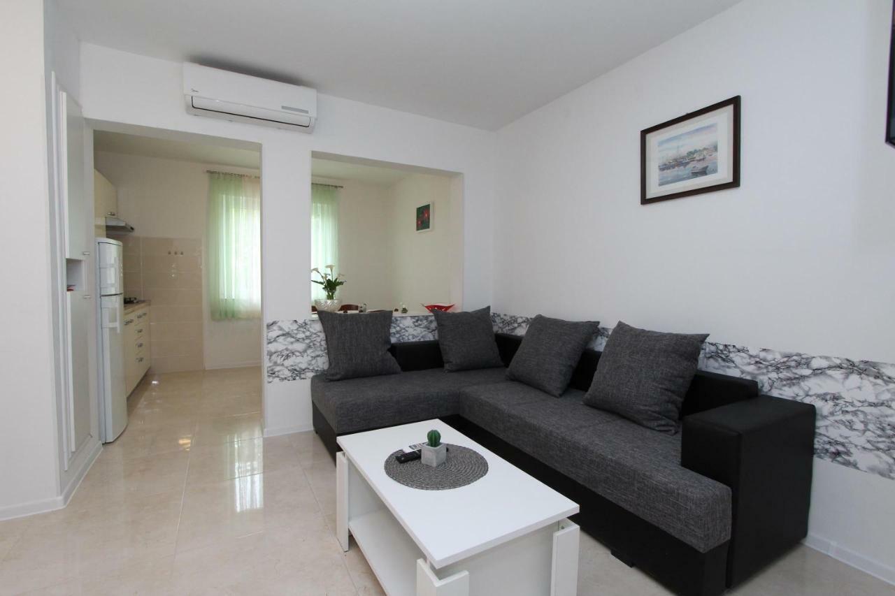 Apartments Palaziol Rovinj Exterior foto