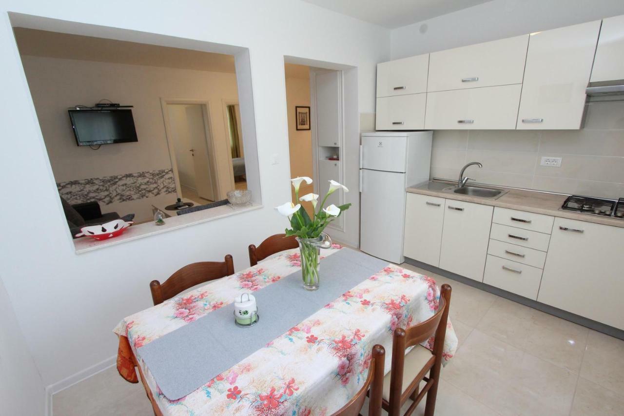 Apartments Palaziol Rovinj Exterior foto